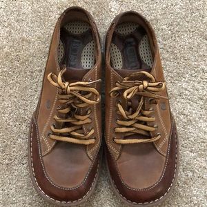 EUC BORN MEN’S SHOES. Brown Leather Lace Up Size 9.5
